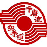 Universitetets karateklubb logo